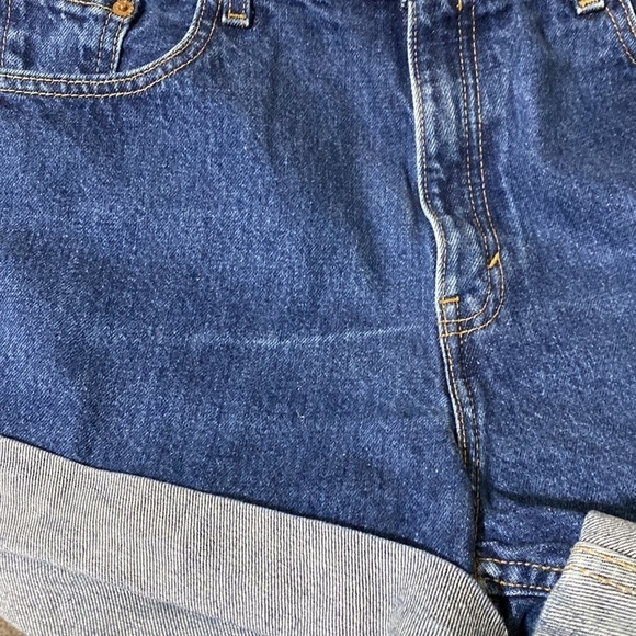 Levi’s 560 Loose Fit Straight Leg Shorts Size 12 - Picture 5 of 5